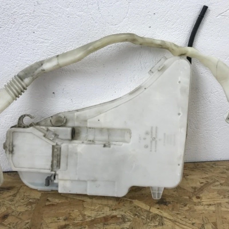 Vas spalator / BMW Seria 5 F10 2012 / Caroserie, oglinzi si faruri