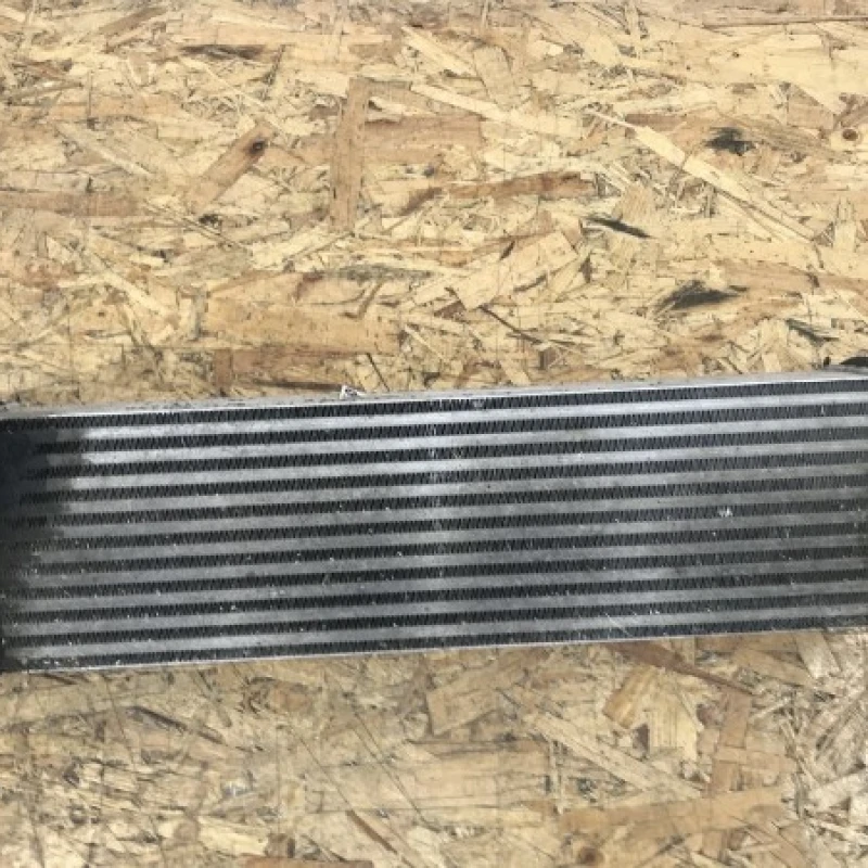 Radiator intercooler / BMW Seria 5 F10 2012 / Motor, racire si evacuare