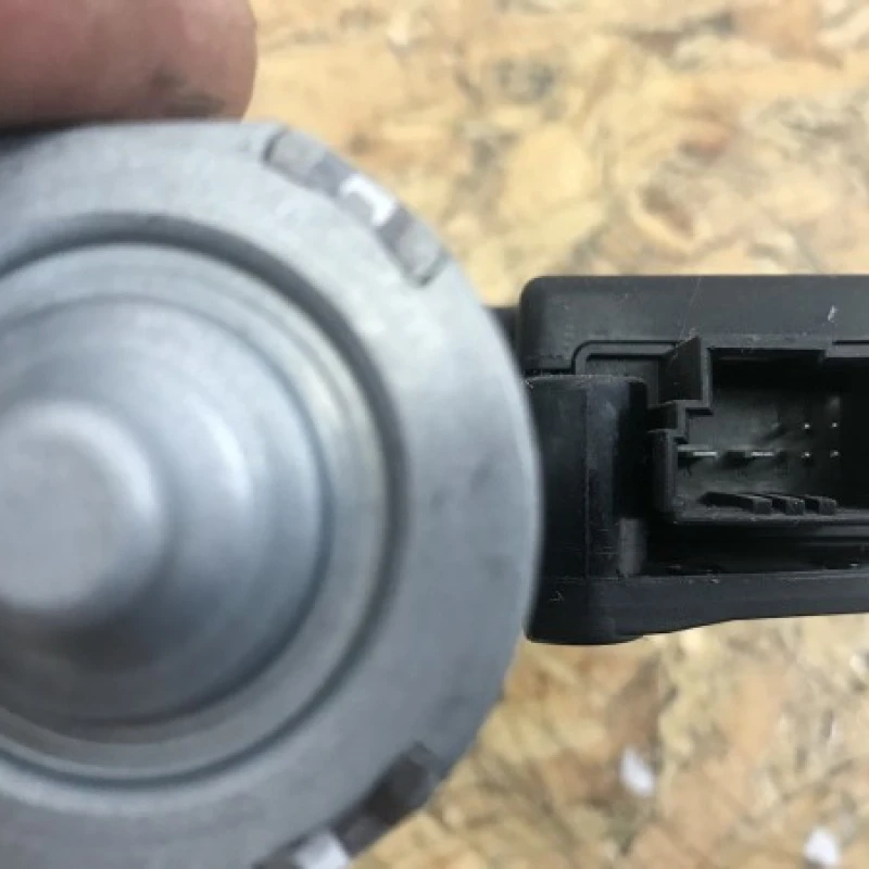 Motoras trapa / BMW Seria 5 E61 2007 / Audio si electronice