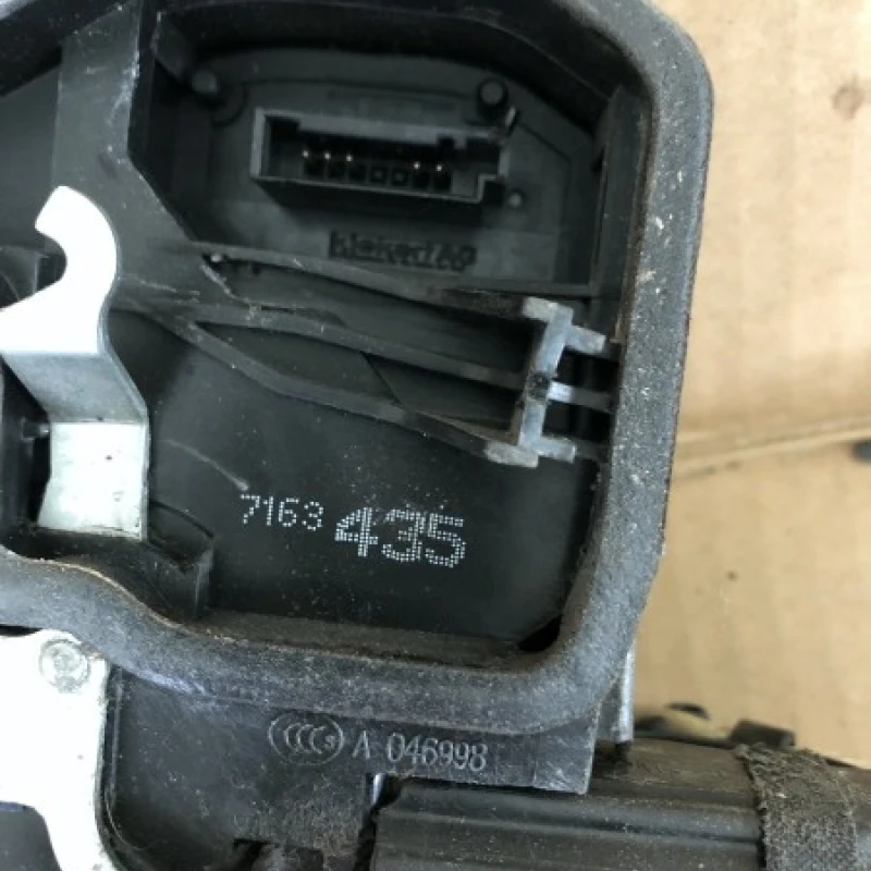 Iala broasca usa stanga spate / BMW Seria 5 E61 2007 / Caroserie, oglinzi si faruri