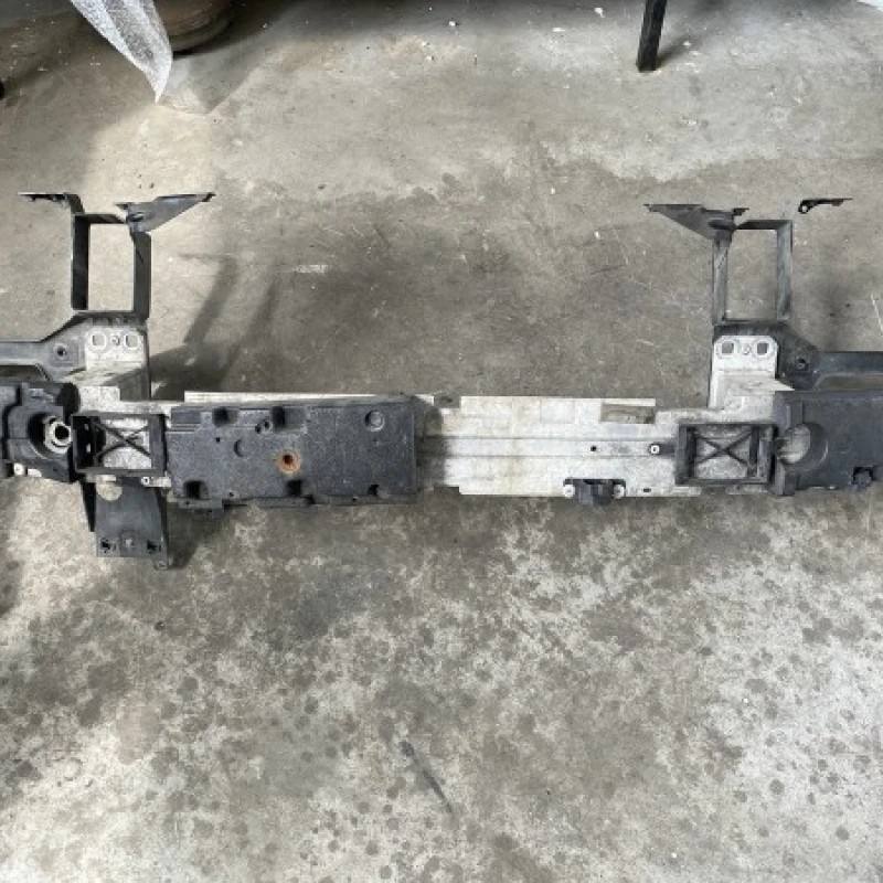Armatura bara fata / BMW Seria 5 E61 2007 / Caroserie, oglinzi si faruri