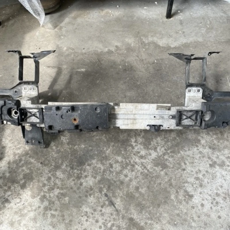 Armatura bara fata BMW 