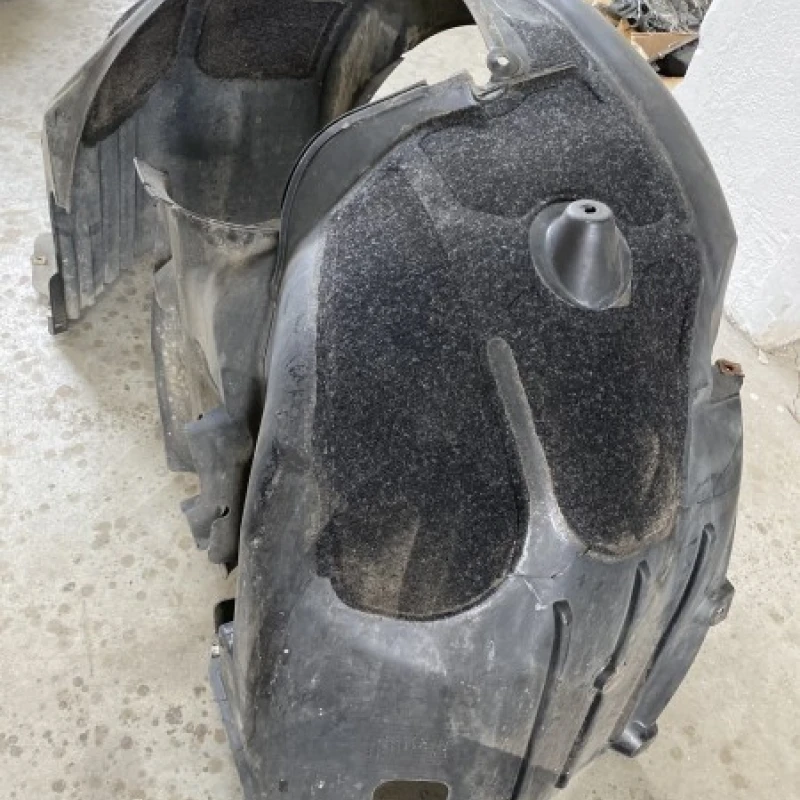 Carenaj stanga fata original / BMW Seria 5 E61 2007 / Caroserie, oglinzi si faruri