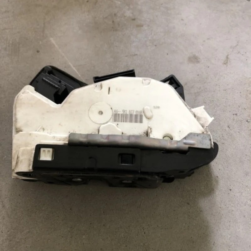 Iala broasca usa dreapta fata / Volkswagen Golf MK6 2009 / Caroserie, oglinzi si faruri