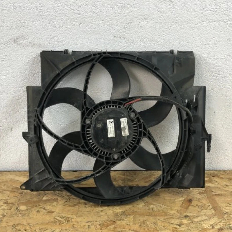 Electroventilator cu releu / BMW Seria 1 E87 2008 / Motor, racire si evacuare