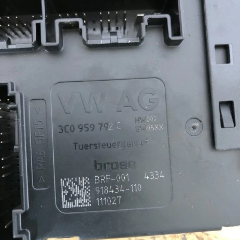 Modul confort usa dreapta fata / Volkswagen Passat B7 2012 / Audio si electronice