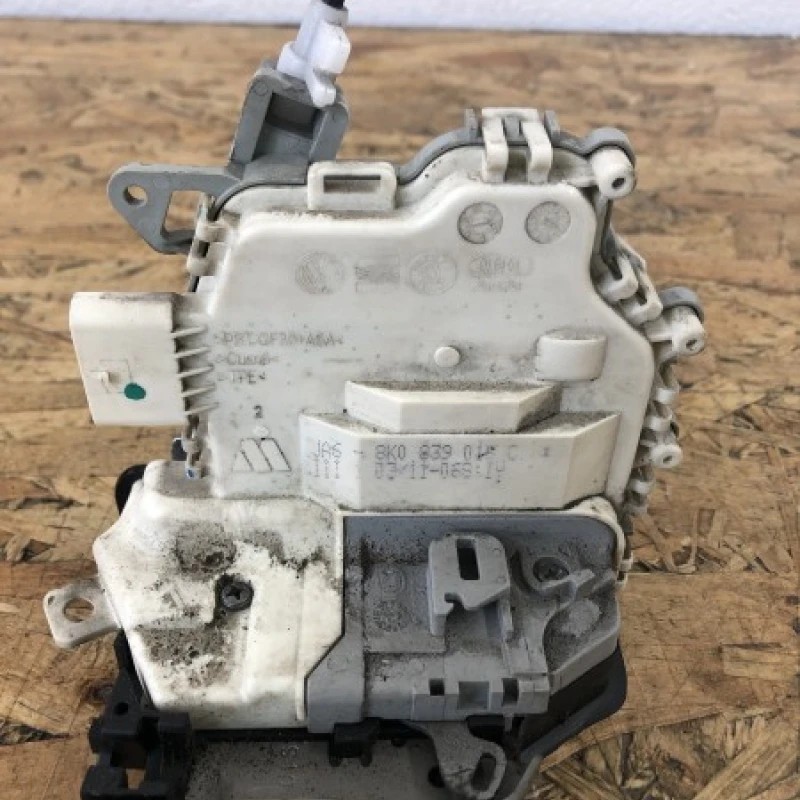 Iala broasca usa stanga spate / Audi A5 8T 2011 / Caroserie, oglinzi si faruri