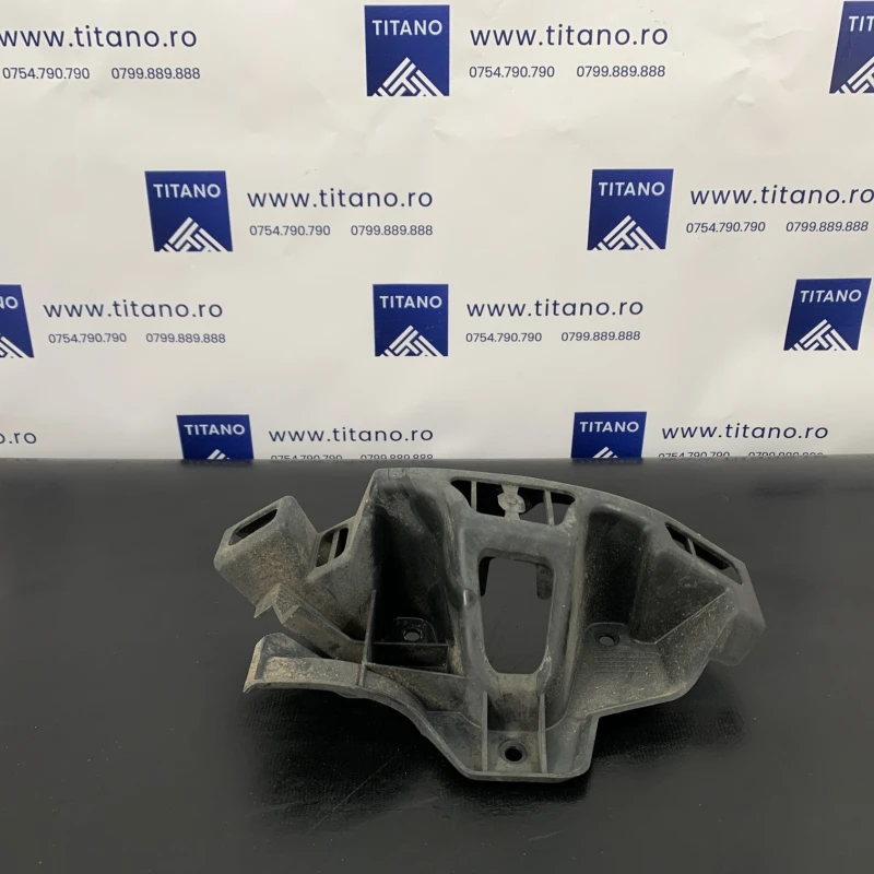 Suport bara dreapta spate / Land Rover Range Rover Sport Range Rover Sport 2011 / Caroserie, oglinzi si faruri