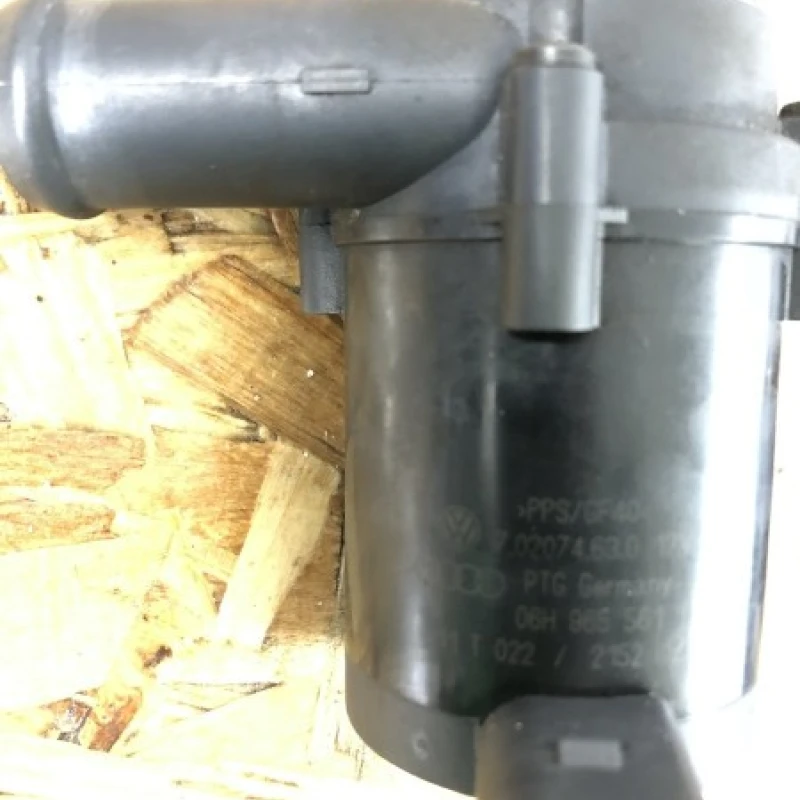 Pompa apa suplimentara / Audi A5 8T 2011 / Motor, racire si evacuare