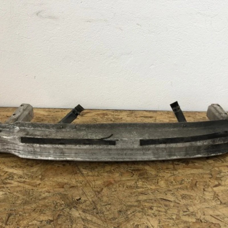 Intaritura bara spate / Audi A4 B7 2007 / Caroserie, oglinzi si faruri