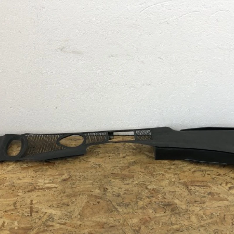 Plastic stergatoare Audi 