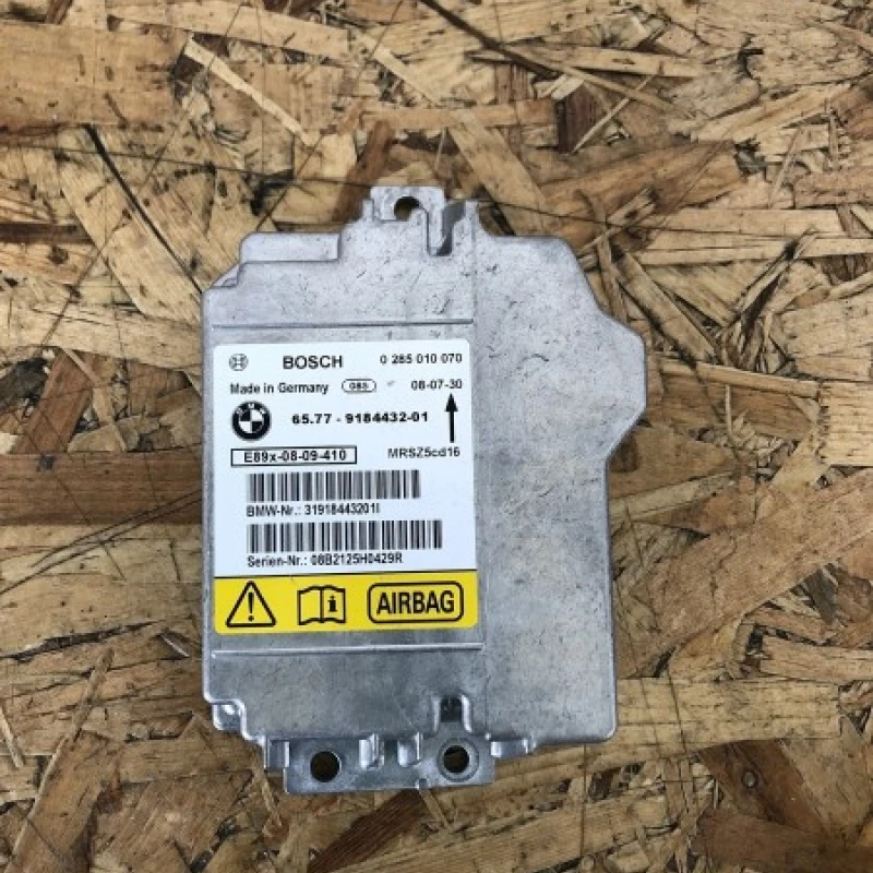 Calculator airbag / BMW Seria 1 E87 2008 / Audio si electronice