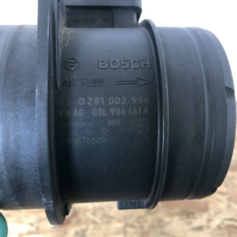 Debitmetru aer / Volkswagen Passat B7 2012 / Motor, racire si evacuare