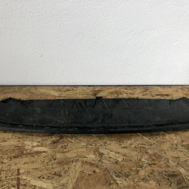 Scut radiatoare Volkswagen 