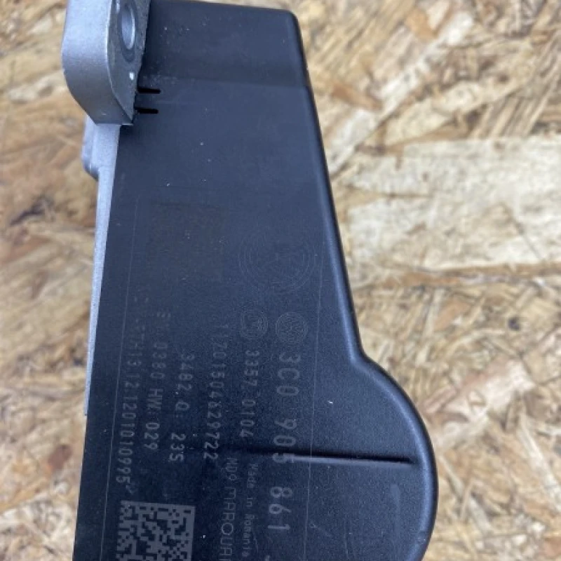 Blocator ax volan / Volkswagen Passat B7 2013 / Directie si suspensie