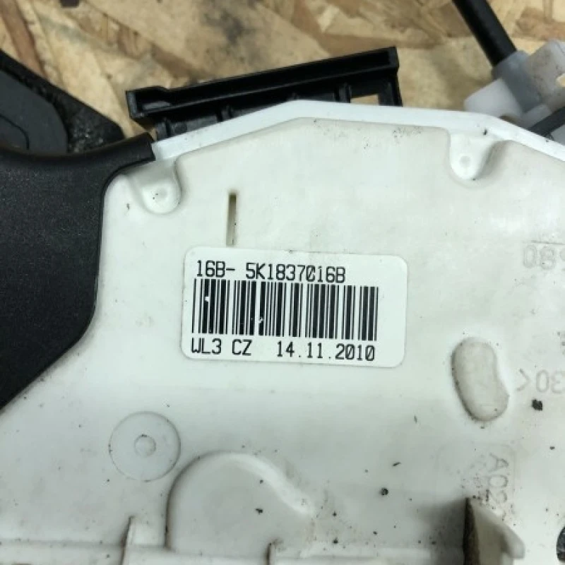Iala broasca dreapta fata / Volkswagen Sharan 7N 2011 / Caroserie, oglinzi si faruri