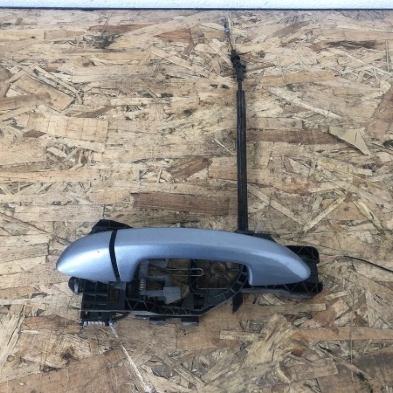 Maner usa stanga spate / Volkswagen Passat B6 2009 / Caroserie, oglinzi si faruri