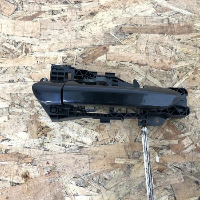 Maner usa dreapta spate / Volkswagen Passat B7 2011 / Caroserie, oglinzi si faruri