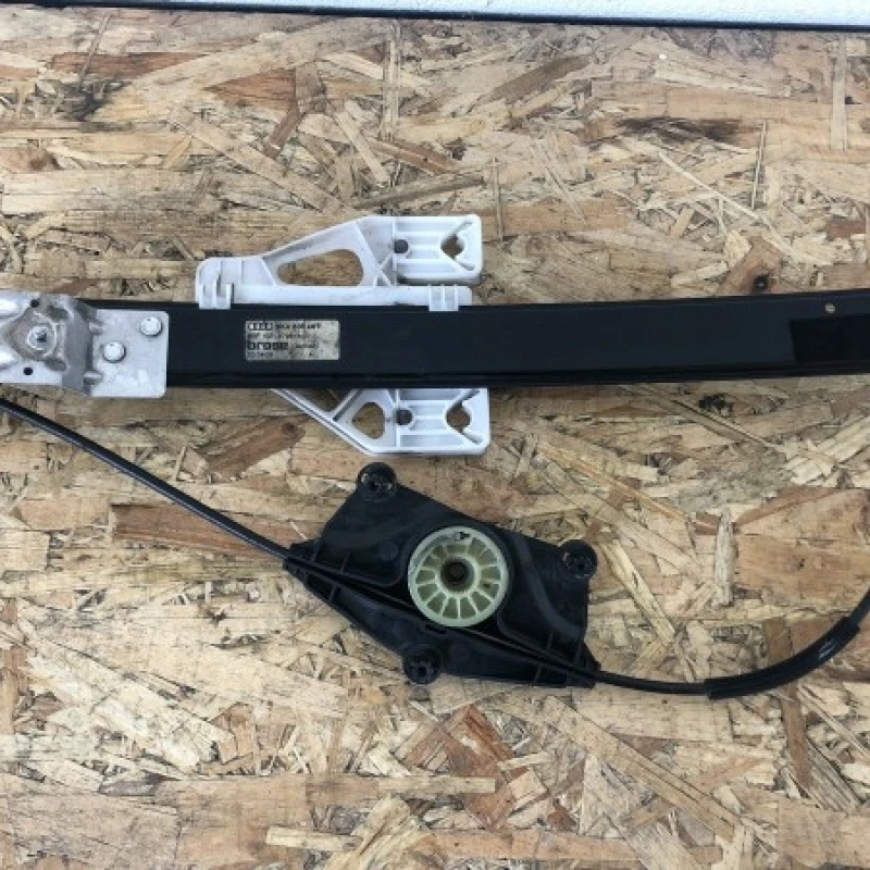 Macara geam stanga spate / Audi A4 B8 2008 / Caroserie, oglinzi si faruri