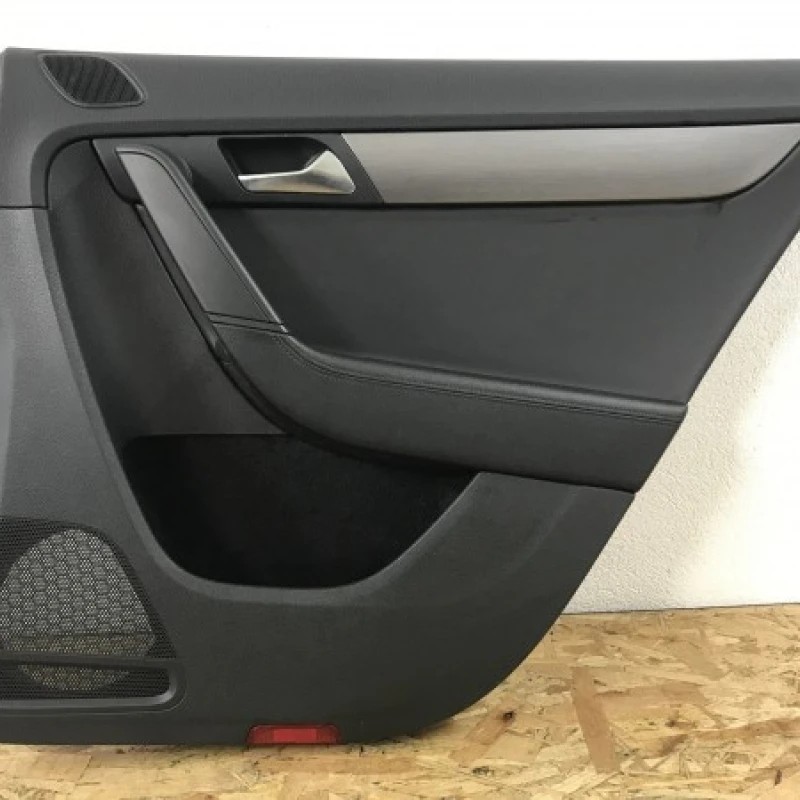 Tapiterie panou usa dreapta spate piele / Volkswagen Passat B7 2011 / Interior