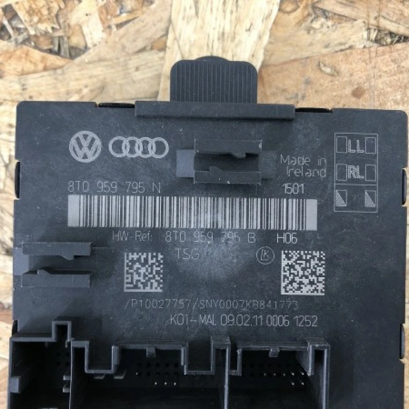 Modul confort / Audi A4 B8 2010 / Audio si electronice