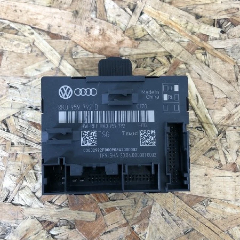 modul confort usa dreapta fata Audi 