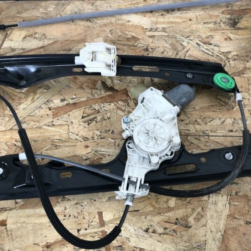 Macara geam stanga fata BMW 