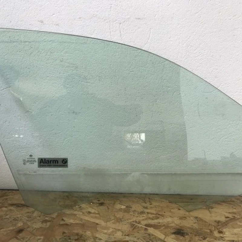 Geam dreapta fata BMW Seria 1 E87 2006