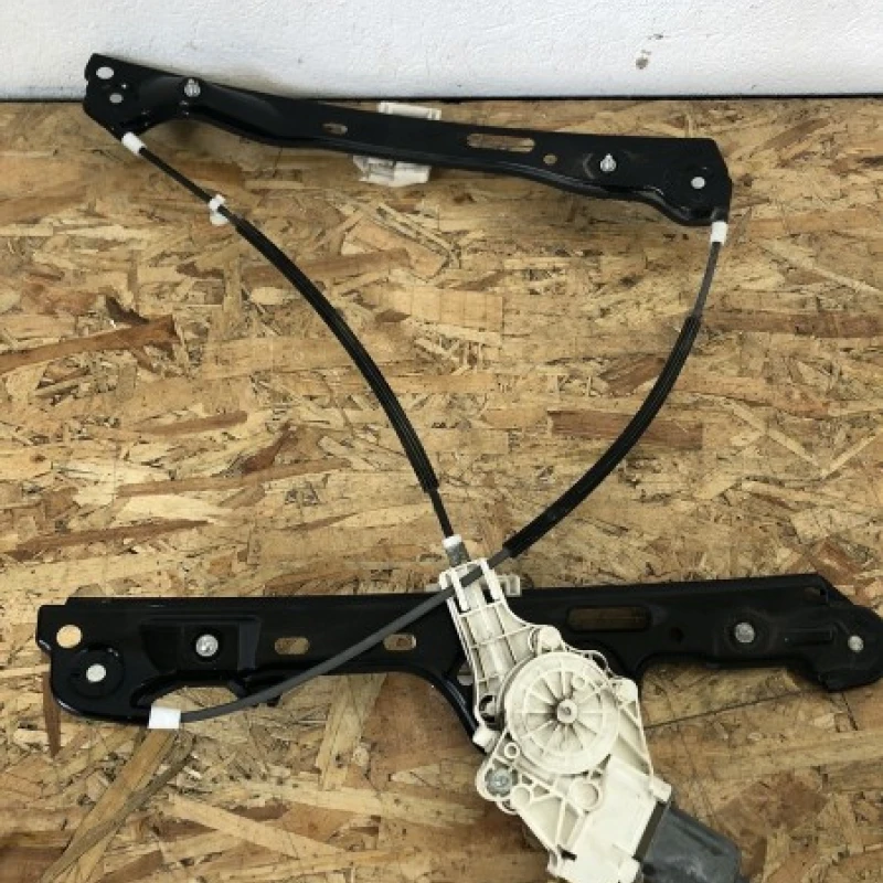 Macara dreapta fata cu motoras BMW 