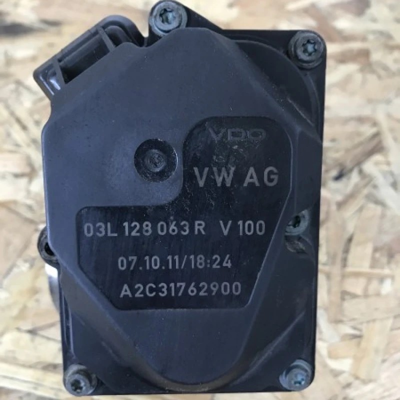 Clapeta acceleratie / Volkswagen Passat B7 2012 / Motor, racire si evacuare