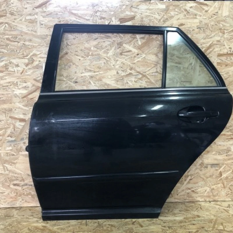 Usa stanga spate / Toyota Avensis T25 2008 / Caroserie, oglinzi si faruri