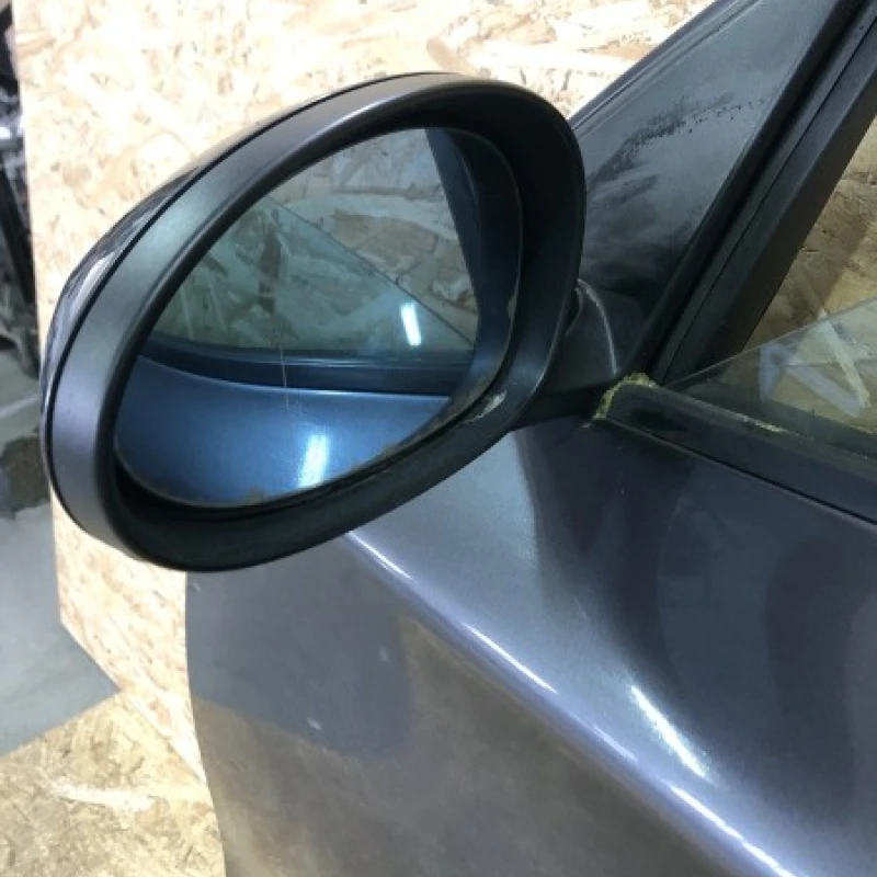 Oglinda stanga fata / BMW Seria 1 E87 2006 / Caroserie, oglinzi si faruri