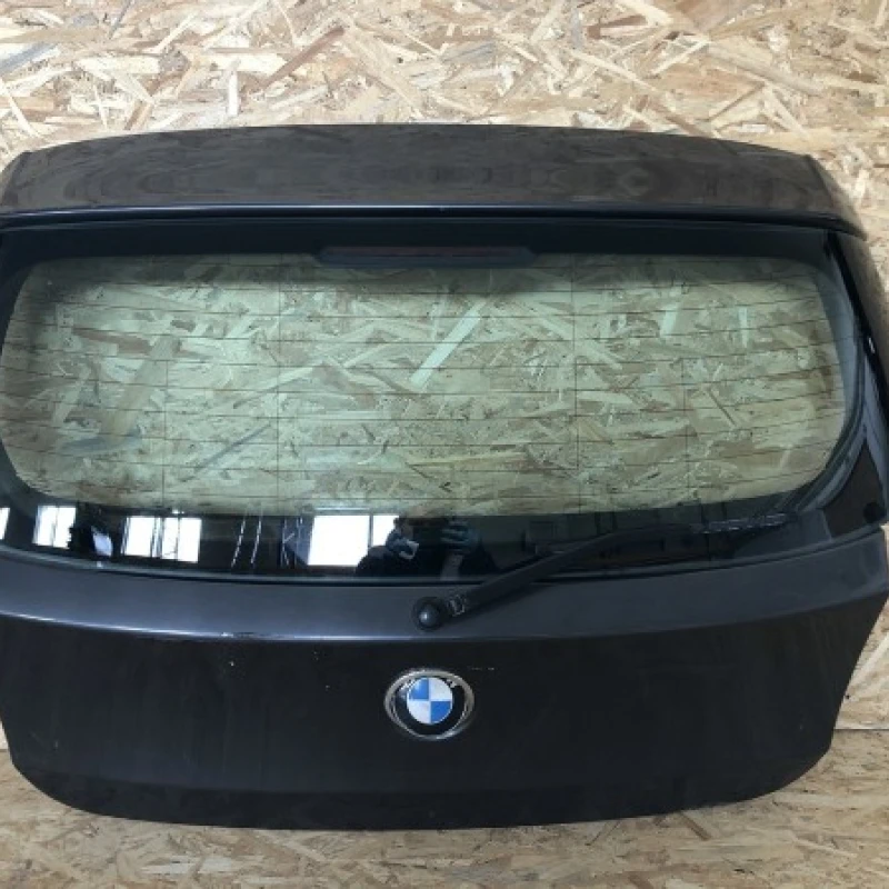 Haion / BMW Seria 1 E87 2006 / Caroserie, oglinzi si faruri