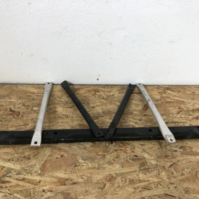 Suport radiatoare ornament trager BMW 