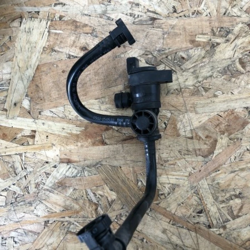 Supapa vacuum / BMW Seria 5 F10 2010 / Motor, racire si evacuare
