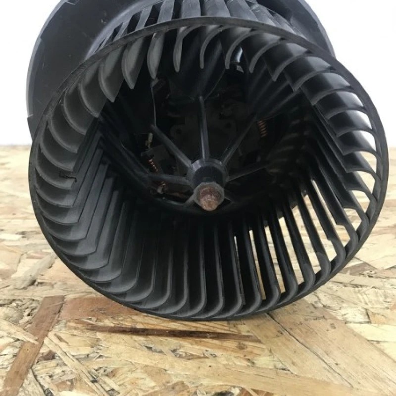 Ventilator bord / Volkswagen Passat CC 2013 / Audio si electronice