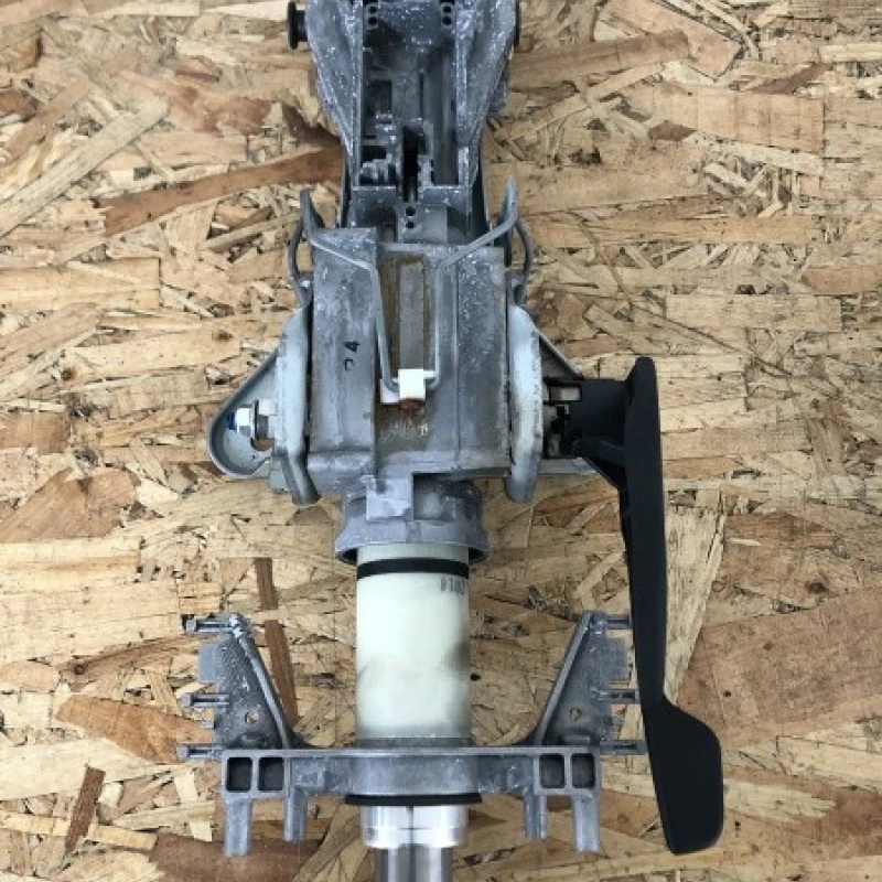 Coloana de directie / BMW Seria 5 F10 2010 / Directie si suspensie