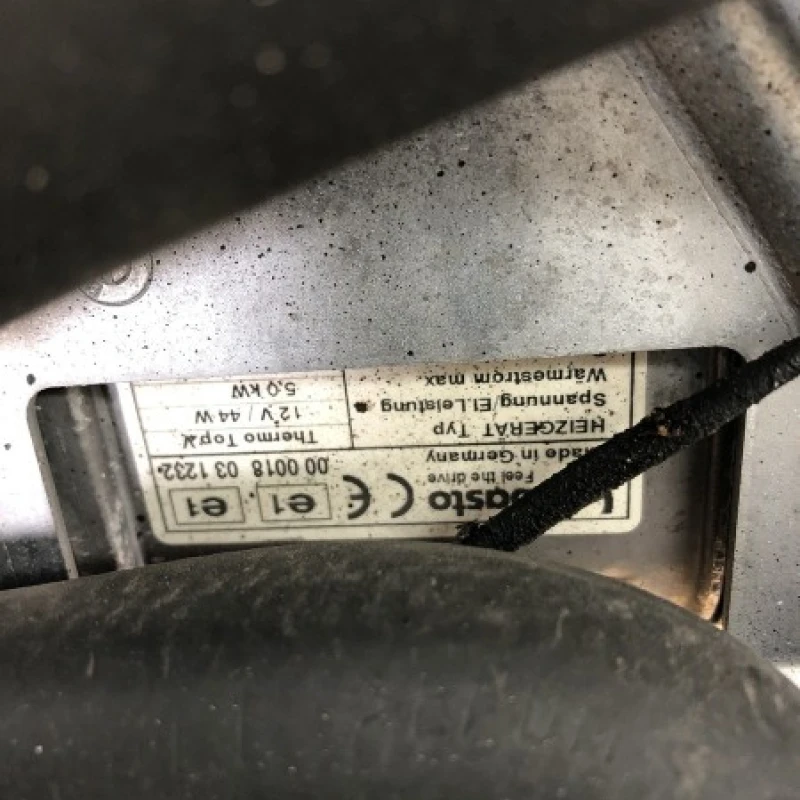 Webasto / BMW Seria 5 F10 2010 / Audio si electronice