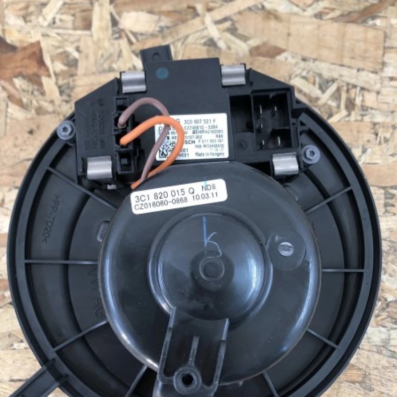 Ventilator bord / Volkswagen Passat B7 2011 / Climatizare