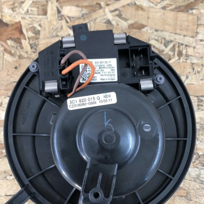 Ventilator bord / Volkswagen Passat B7 2011 / Climatizare