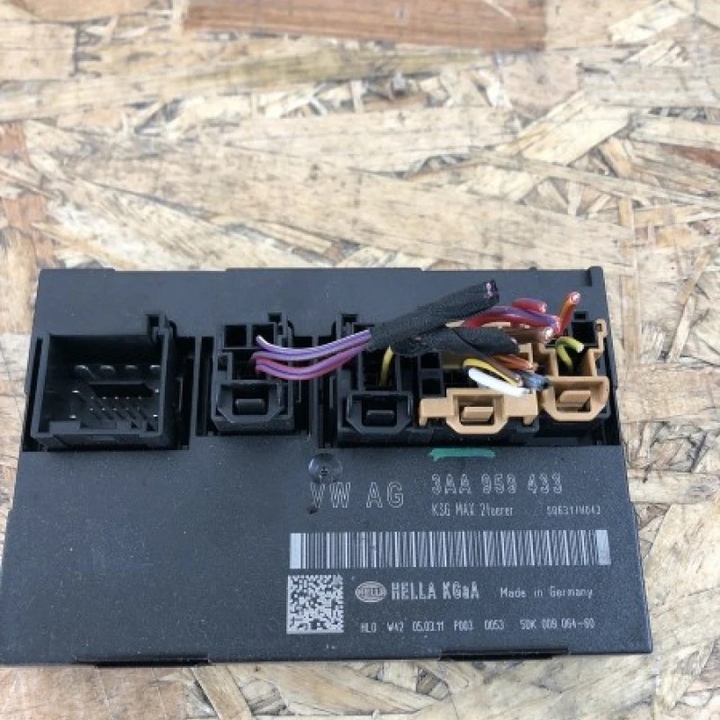 Modul confort / Volkswagen Passat B7 2011 / Audio si electronice