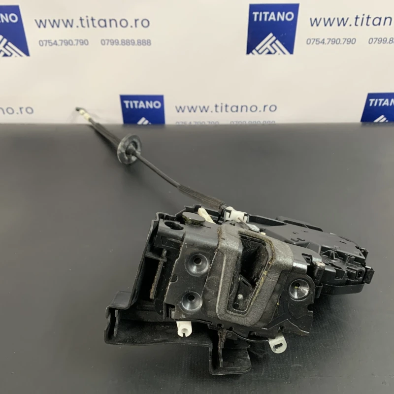 Iala broasca usa stanga fata / Land Rover Range Rover Sport Range Rover Sport 2011 / Caroserie, oglinzi si faruri
