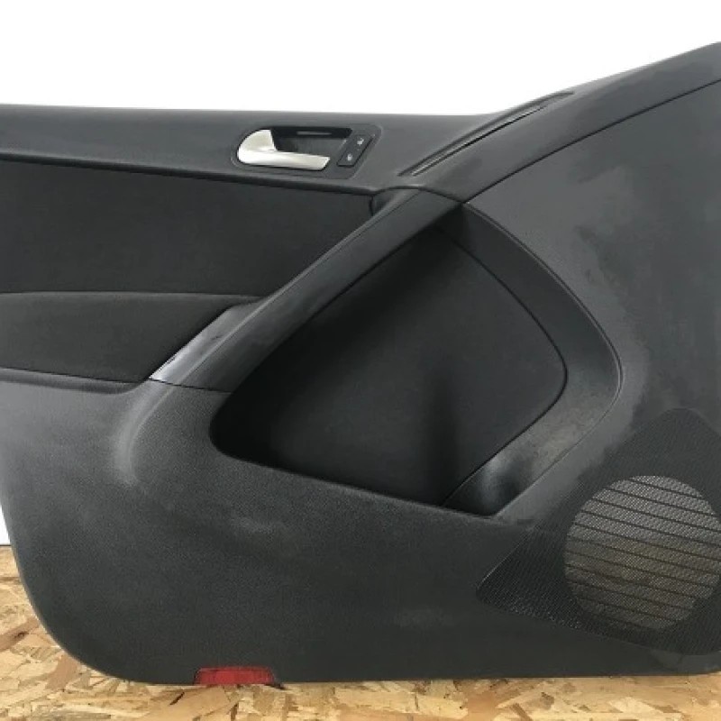 Tapiterie panou interior usa fata stanga sofer / Volkswagen Tiguan 5N 2010 / Interior
