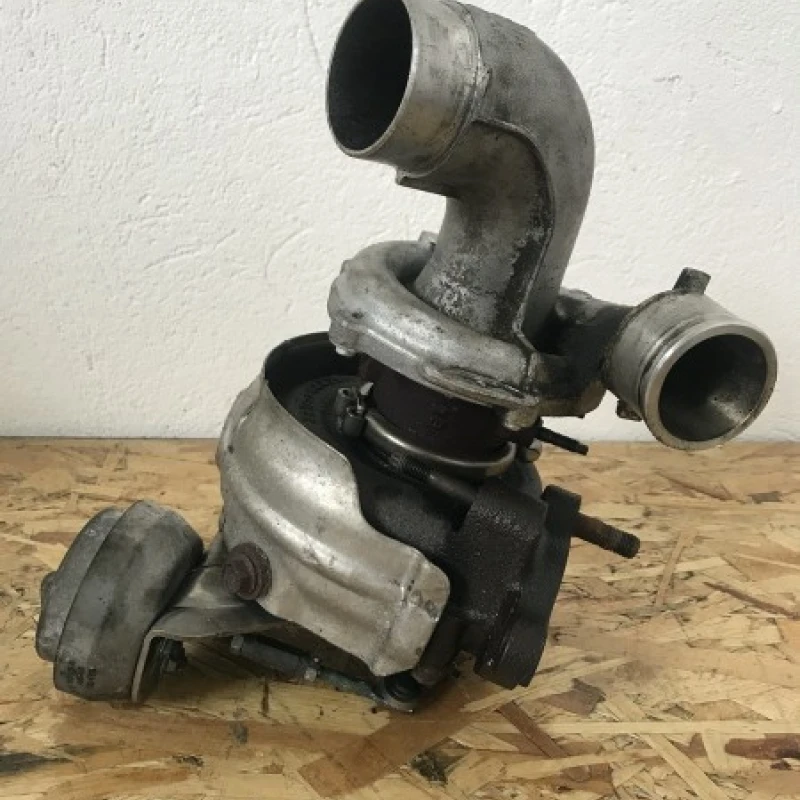 Turbosuflanta turbina Toyota 