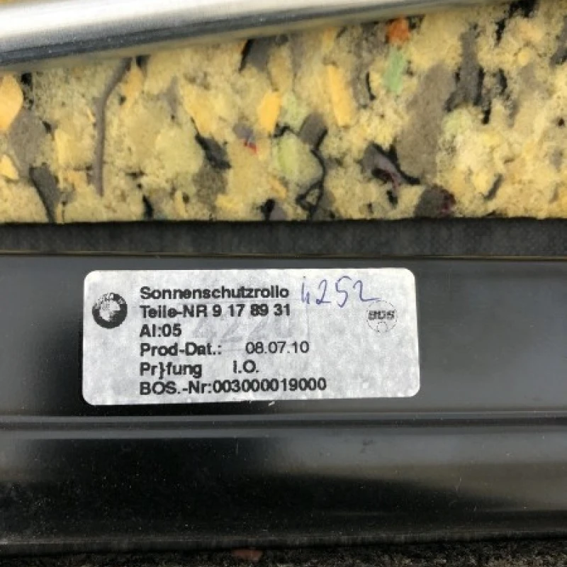 Parasolar electric spate / BMW Seria 5 F10 2010 / Interior