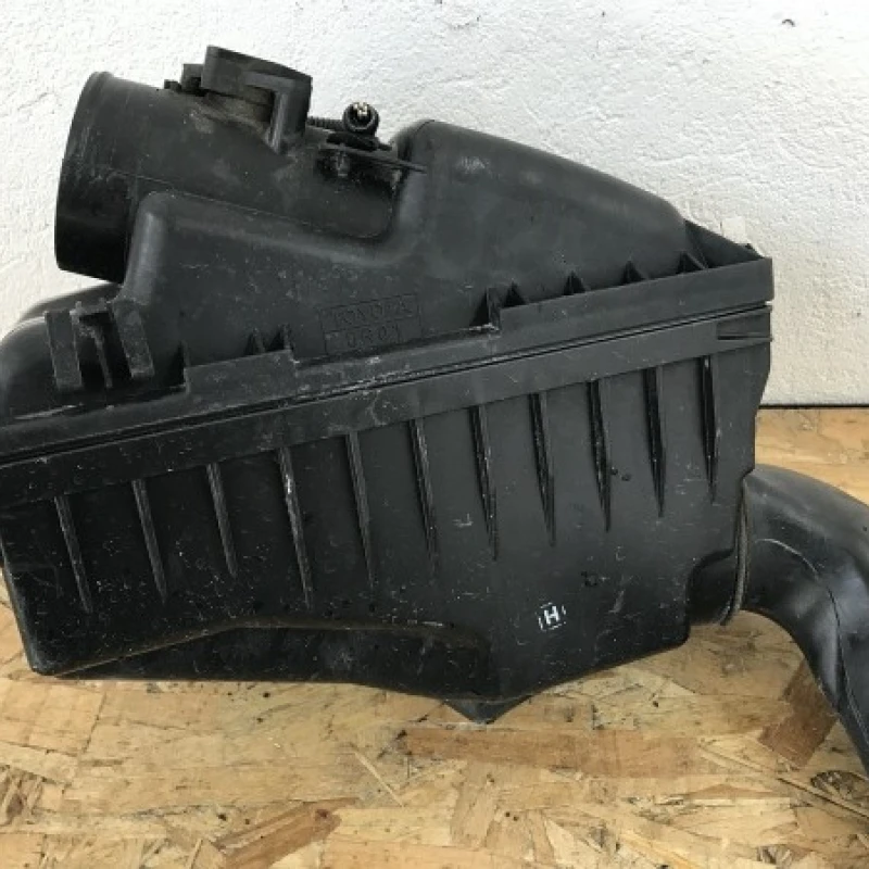 Carcasa filtru aer / Toyota Avensis T25 2008 / Motor, racire si evacuare