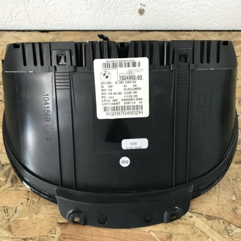 Ceas bord / BMW Seria 1 E87 2008 / Audio si electronice