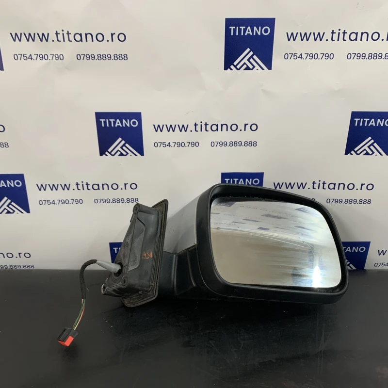 Oglinda dreapta / Land Rover Range Rover Sport Range Rover Sport 2011 / Caroserie, oglinzi si faruri