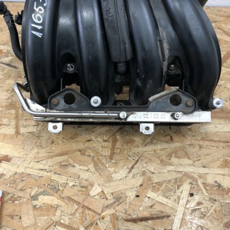 Rampa injectie / BMW Seria 1 E87 2006 / Motor, racire si evacuare