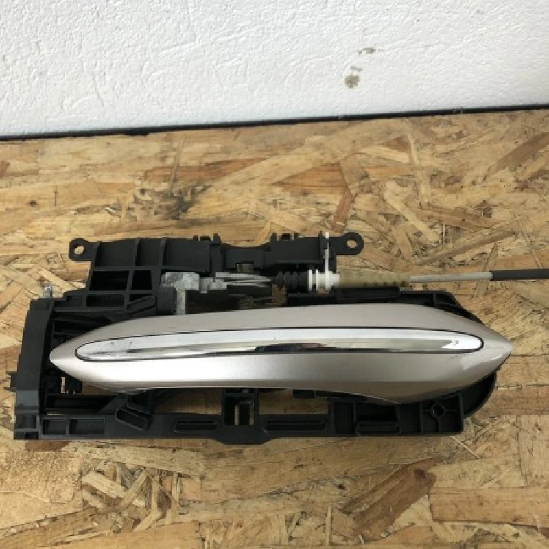 Maner usa dreapta spate BMW 